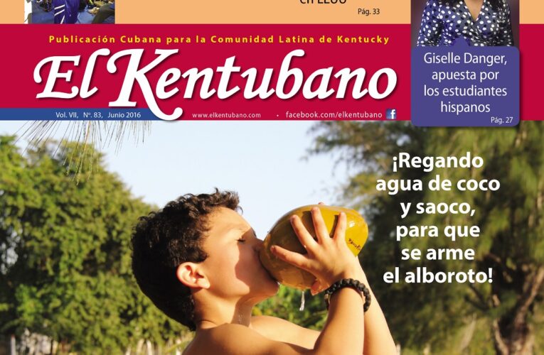 El Kentubano Junio, trae agua de coco a pulso
