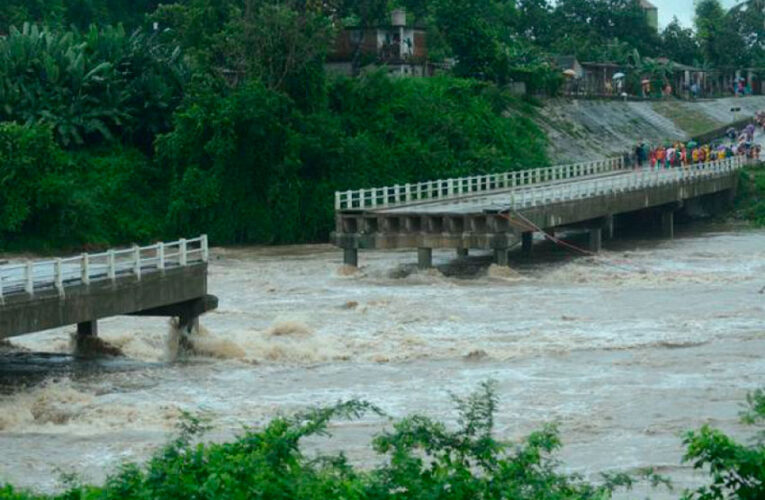 Reabren el puente sobre el río Zaza