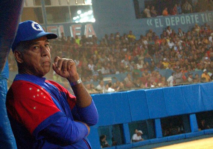 El equipo nacional al Clásico Mundial de Béisbol tiene nuevo director
