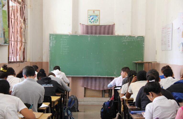El Ministerio de Educación elimina la prueba de Español para el ingreso a los IPVCE