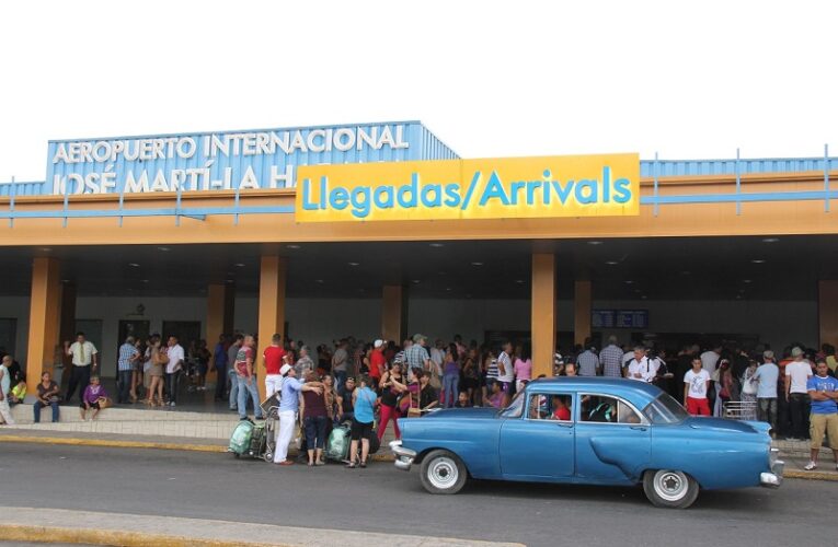 El Senado de EEUU endurece las exigencias sobre los controles de seguridad en los aeropuertos cubanos