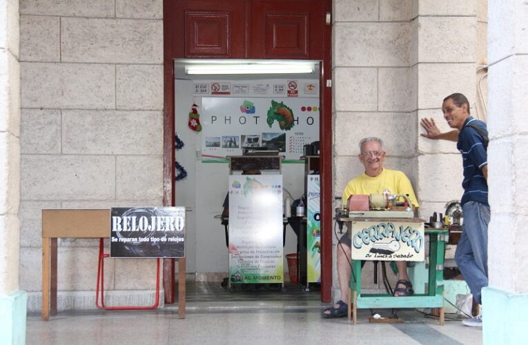 Negocios entre cuentapropistas y extranjeros serán permitidos