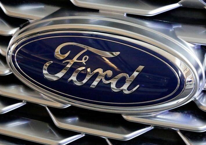 La planta de ensamblaje de Ford en Louisville deja de funcionar por falta de piezas.