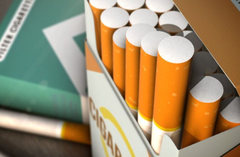 El fiscal general de Kentucky anuncia un acuerdo sobre el tabaco.