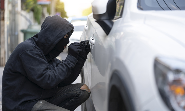 Alerta por aumento de robos en autos y partes
