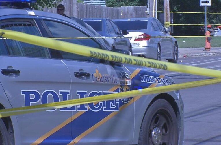 Marchan por Louisville pidiendo el fin de la violencia armada