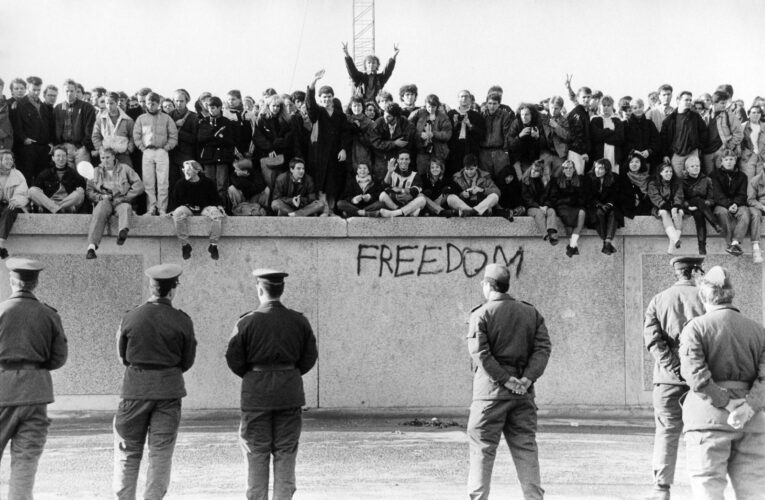 Berlín recuerda el Muro, “testimonio de un fracaso absoluto” que duró 28 años