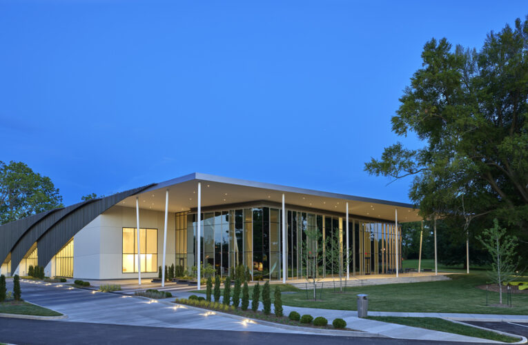 La Biblioteca Regional del Noreste de Louisville gana el premio de diseño de arquitectura más importante del estado