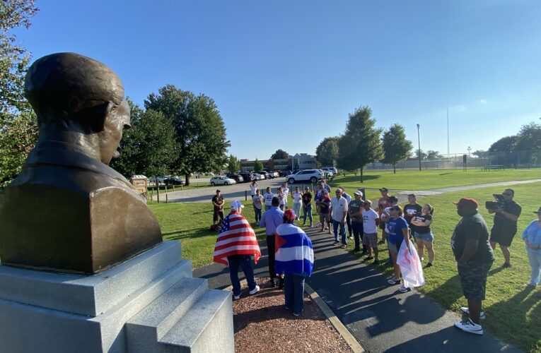 Comunidad cubana celebra el 10 de octubre y hace un importante anuncio
