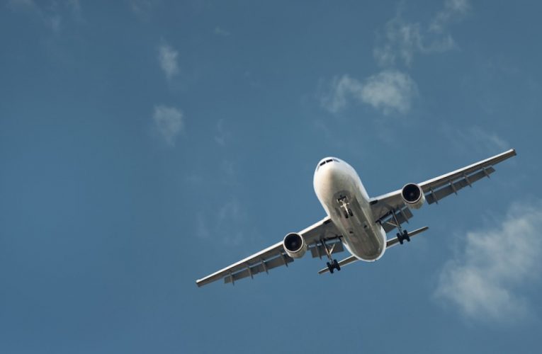 Vuelos directos entre Lexington y Washington, D.C., ida y vuelta.