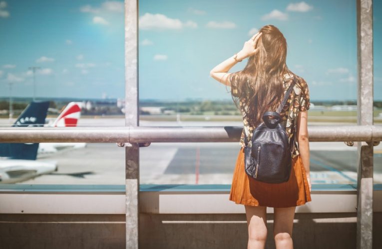 Encuesta: 1 de cada 3 estadounidenses planea viajar en los próximos feriados