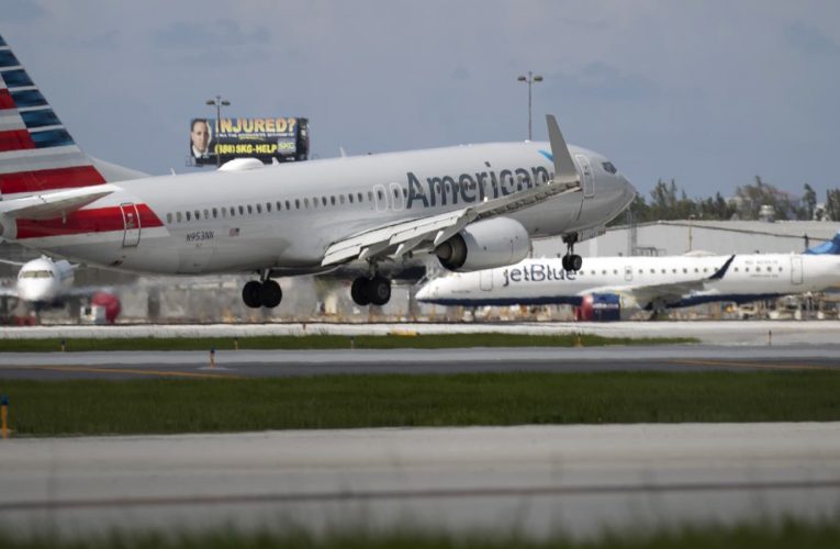 American Airlines anuncia vuelo sin escalas de Louisville a Boston.