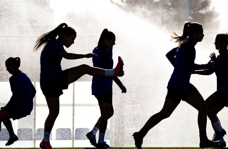 Considerarán proyecto de ley que prohíbe a los estudiantes transgénero practicar deportes femeninos