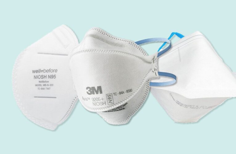 ¿Es mejor usar una máscara N95 o de tela en este momento?