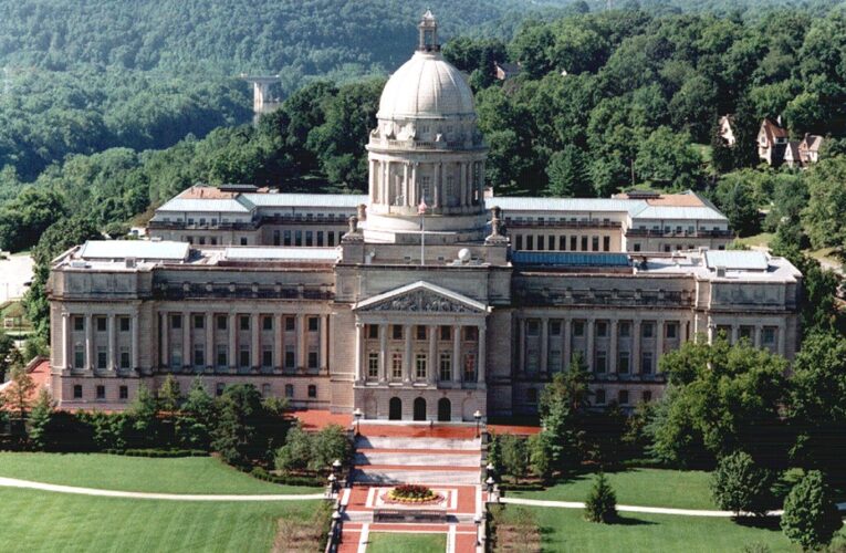 Comité de la Cámara de Representantes de Kentucky aprueba enmienda constitucional relacionada con impuestos.