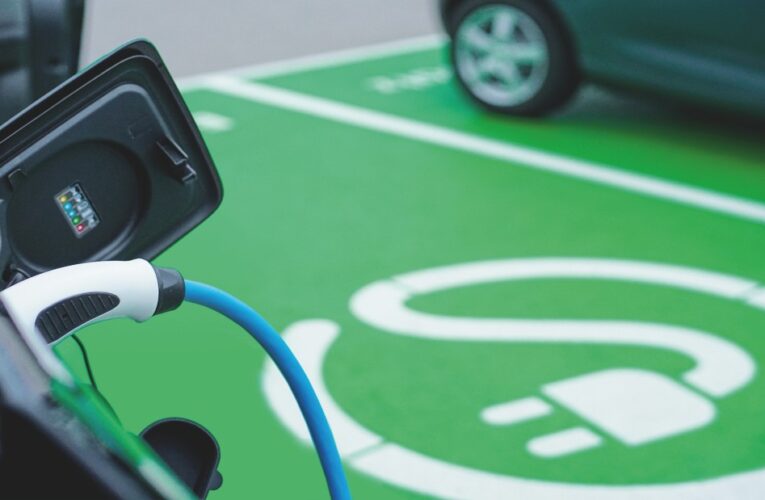 Kentucky obtendrá $ 10 millones del gobierno federal para construir cargadores de vehículos eléctricos