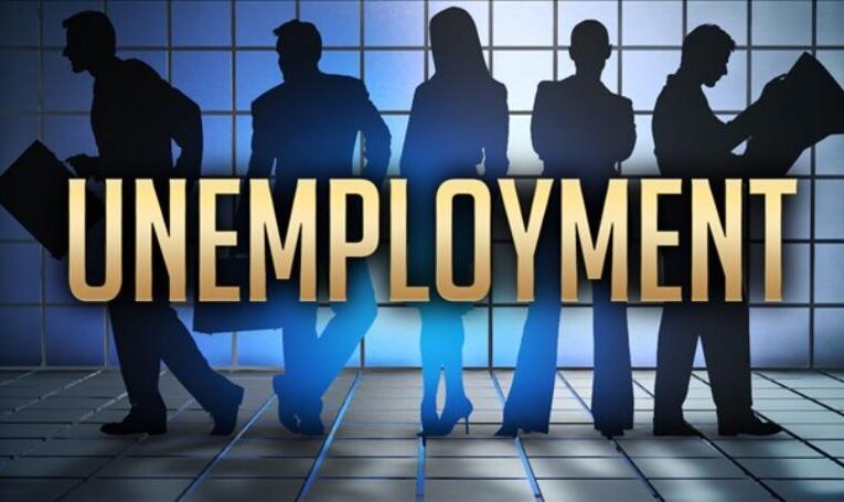 La tasa de desempleo anual de Kentucky en 2021 disminuyó al 4,7%