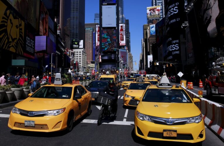 Uber absorbe todos los taxis de Nueva York