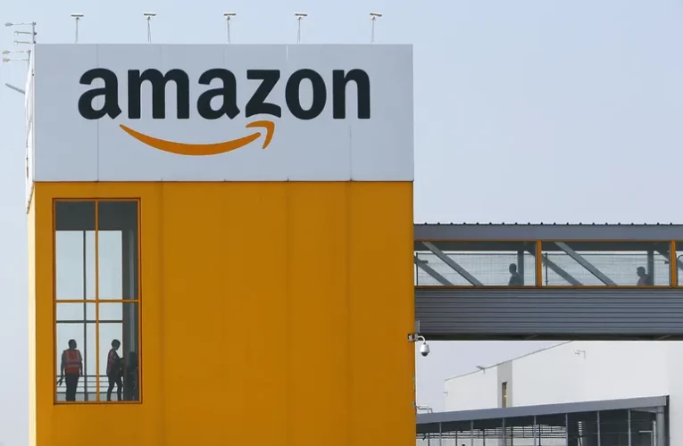 Amazon prevé despedir a 10.000 empleados
