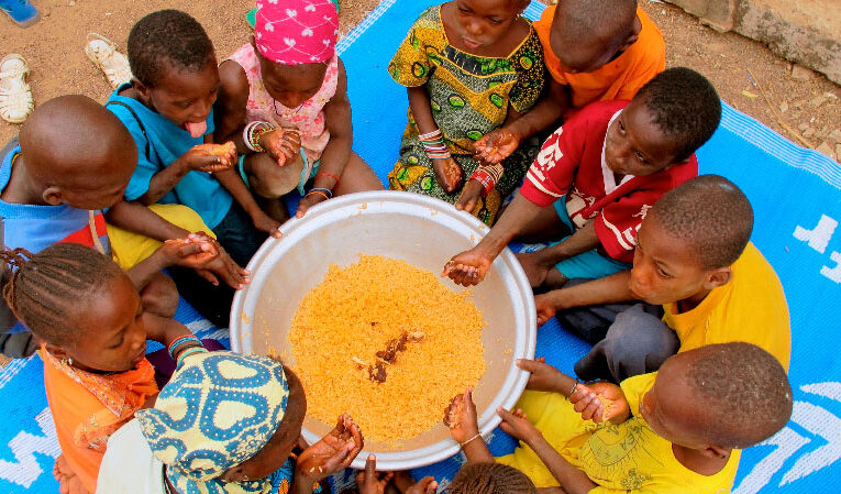 EE.UU. asigna 670 millones de dólares en ayuda alimentaria para seis países