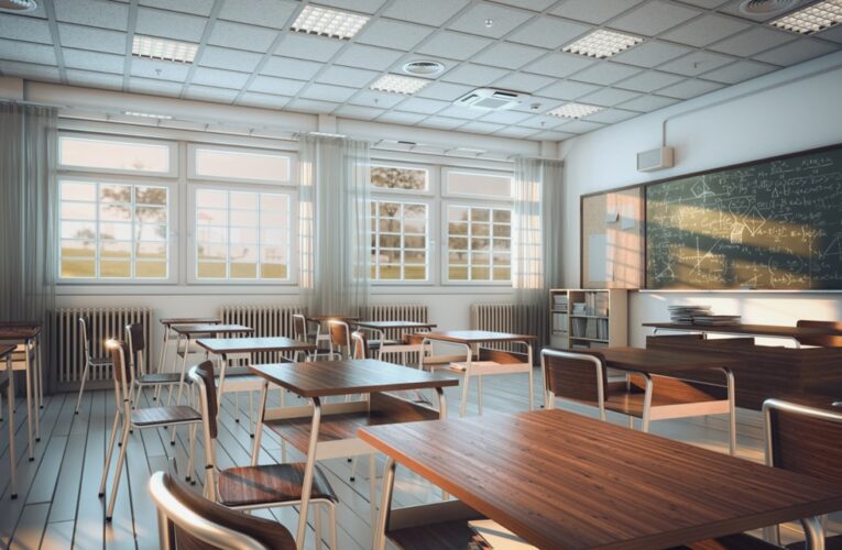 JCPS cerró el jueves debido a cortes de energía, bloqueos de carreteras por tormentas