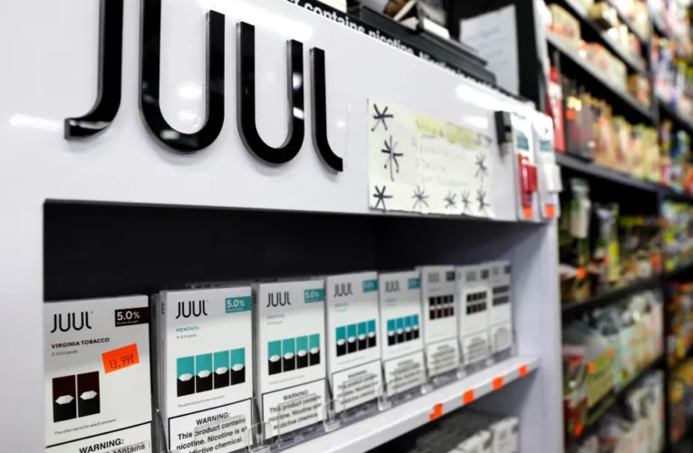 Prohíben venta de cigarrillos electrónicos de Juul Labs
