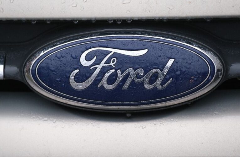 Ford añade 1.800 puestos de trabajo para fabricar nuevos vehículos eléctricos comerciales