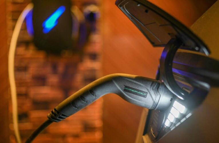 Encuesta encuentra que 1 de cada 4 dice que el próximo vehículo nuevo será eléctrico.