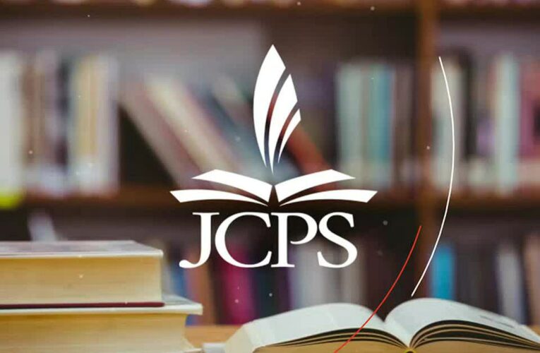 Juez bloquea temporalmente nuevo proyecto de ley de Kentucky que limita la autoridad de la junta de JCPS