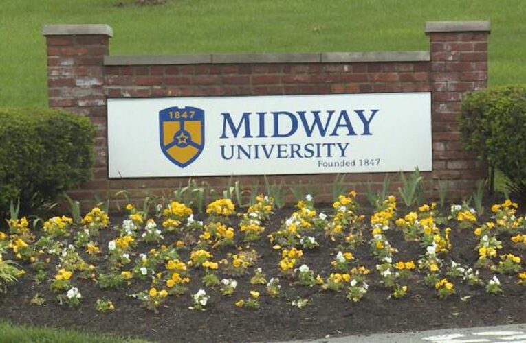 Midway University sigue siendo la prueba opcional para la admisión, mantiene la matrícula constante