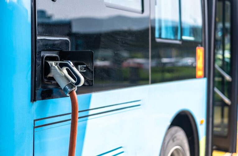 TARC obtiene una subvención de $ 7.4 millones para más autobuses eléctricos y empleos en Louisville