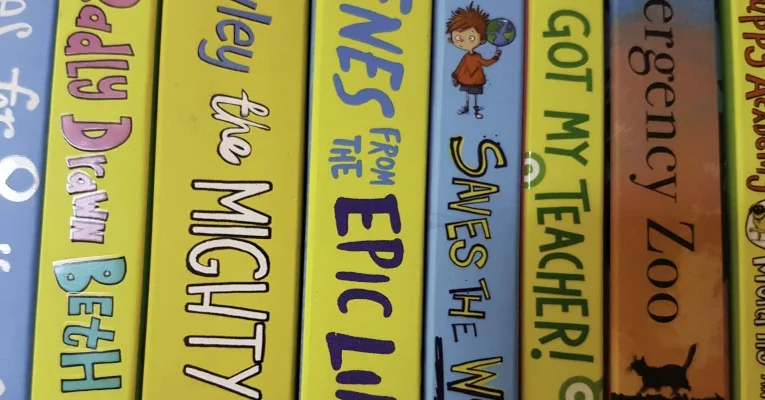 Se necesitan donaciones de libros para las escuelas de EKY dañadas por las inundaciones