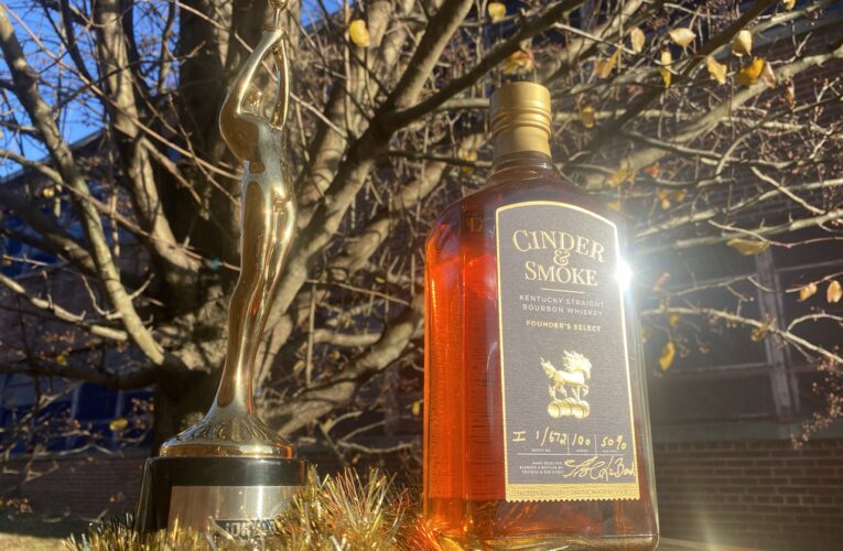 The Bard Distillery lanzará una edición limitada de bourbon John Prine