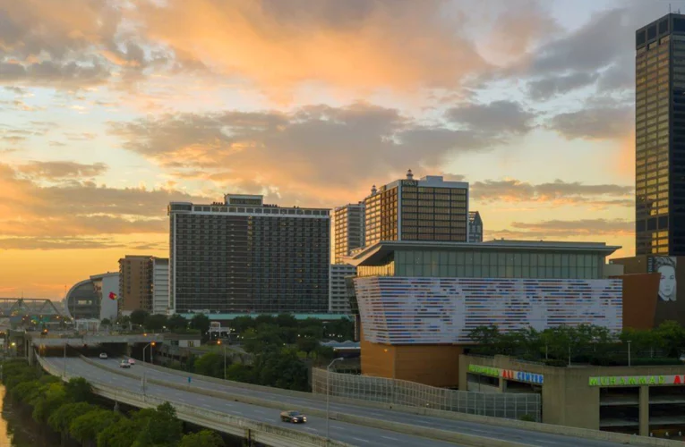 Encuesta: Louisville nombrada una de las ciudades más rudas de Estados Unidos