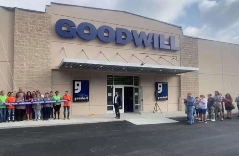 Goodwill Industries abre nuevas instalaciones en E-town para brindar a las personas oportunidades para tener éxito