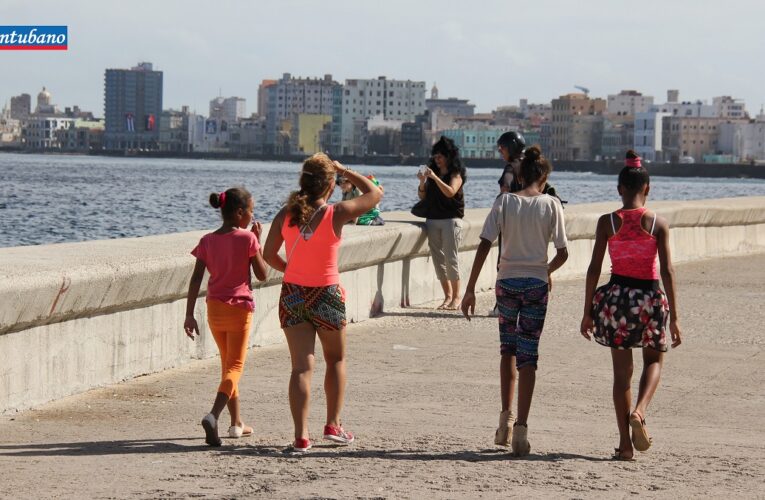 Por qué desde hace 25 años la población de Cuba no supera los 11 millones de habitantes (y qué consecuencias tiene)