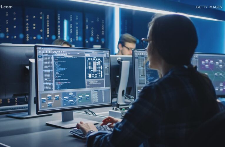 Code Louisville celebra colocar a más de 750 graduados en carreras tecnológicas