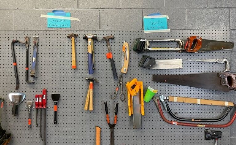 La biblioteca de herramientas de Louisville le permite consultar herramientas para proyectos domésticos
