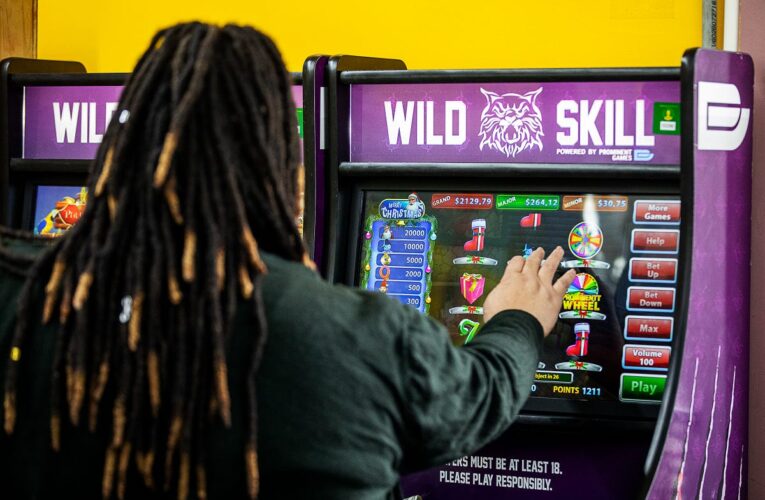 Los legisladores continúan considerando máquinas grises