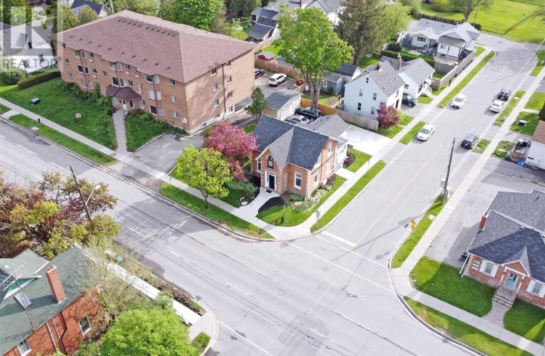 ‘Tanto potencial’: inversionistas y dueños de negocios recorren las propiedades disponibles en el sur de Louisville