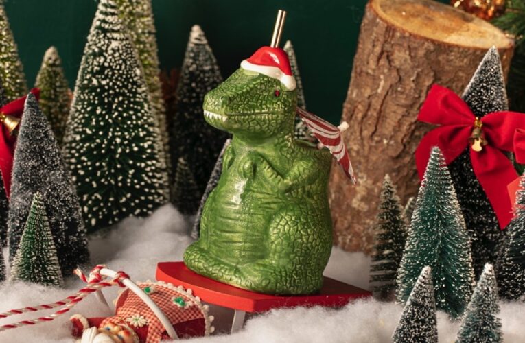 Sumérgete en el espíritu de estos bares con temática navideña en Louisville