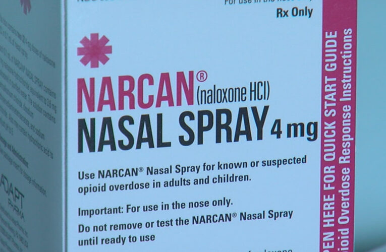 La máquina expendedora de narcan de Vine Grove busca salvar vidas