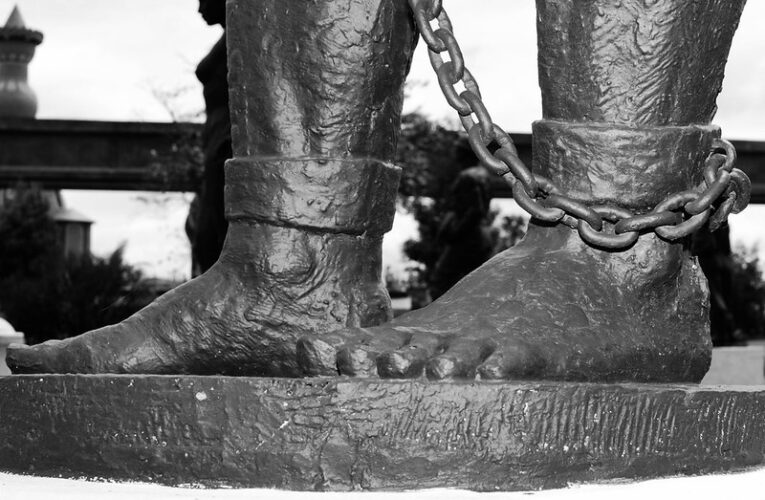 Opinión: Reconocer la cruda verdad sobre la historia de Estados Unidos con la esclavitud