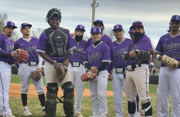 Rostros locales: El equipo de béisbol hispano de la Southern High School