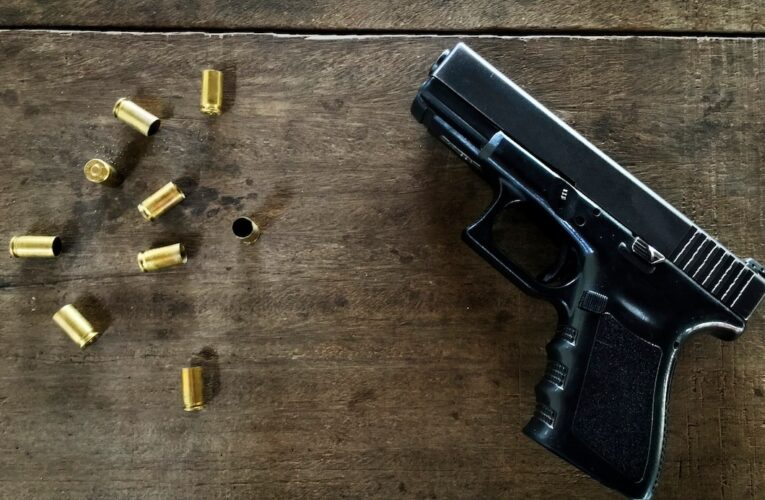 La cámara de comercio de Louisville aboga por soluciones bipartidistas para frenar la violencia armada