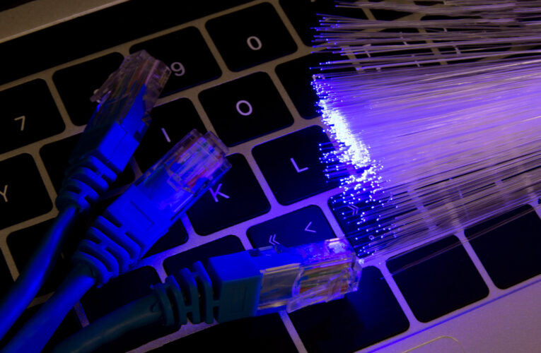 Kentucky recibirá casi $1.100 millones para internet de alta velocidad