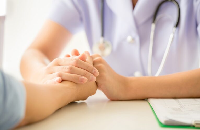 Presupuesto histórico de UK ampliará el acceso a la atención médica