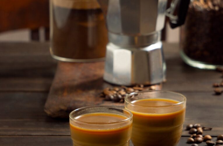 Abre librería, bar y cafetería en el barrio Shelby Park de Louisville