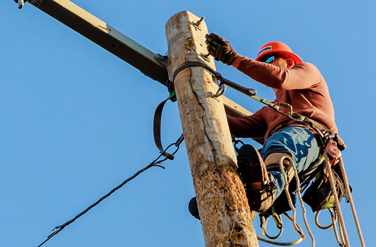 Ky Electric Co-ops se asocia con SKYCTC para crear un título de habilidad para linieros