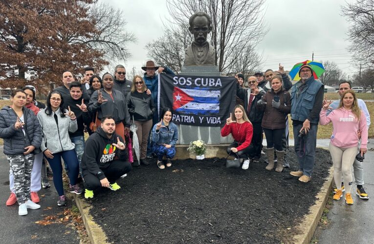 Locales: Homenaje a José Martí en su 171 natalicio